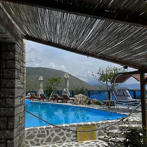 Palermiti Luxury , Himarë Albanien